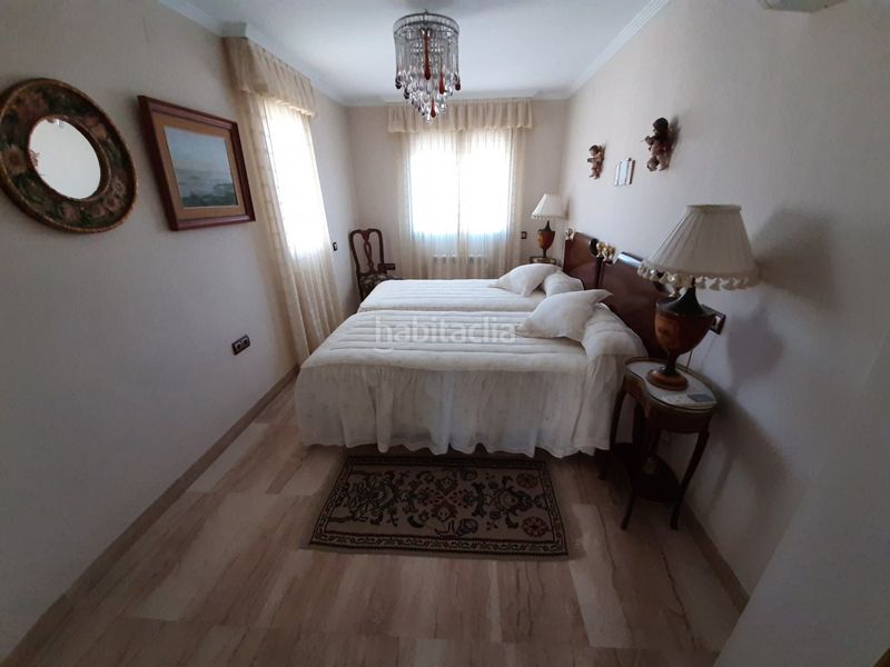 Foto bd920435-a58a-4a25-bb0d-a56e2b0d4e13. Pis amb aparcament piscina a Playa Levante Benidorm