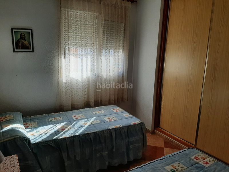 Foto a9347861-2ad6-4e47-a9c2-fa0fec3559c5. Apartament amb aparcament a Playa Levante Benidorm
