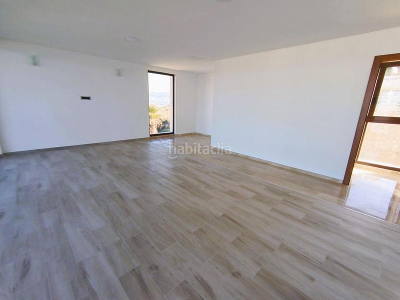 Foto 040b639b-1582-421d-897f-42a83f02e54a. Chalet with parking pool in Rincón Alto Benidorm