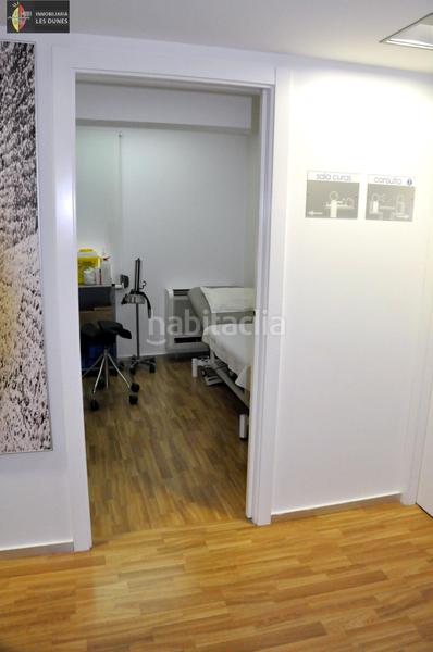 Foto 1d2924ff-3eb7-4cb3-ba1e-695bc20be4e1. Piso inversión segura en villajoyosa piso convertido en clínica www.inmobiliarialesdunes.com en Vila Joiosa (la)
