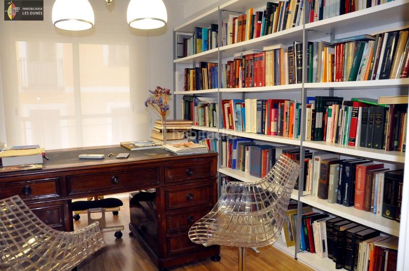 Foto 1f5a3db5-0cc7-408c-af80-3ef3918e49d1. Piso inversión segura en villajoyosa piso convertido en clínica www.inmobiliarialesdunes.com en Vila Joiosa (la)