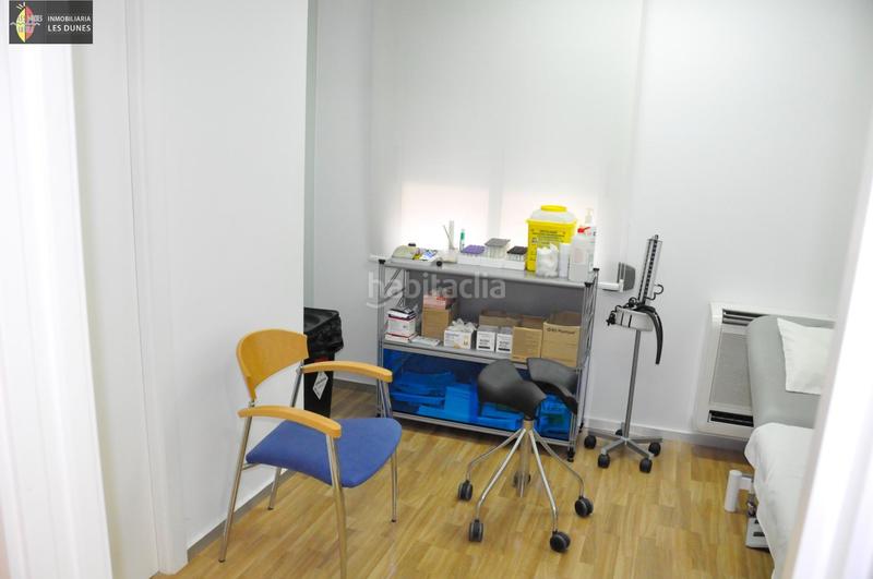 Foto 9274d94c-d3f9-4c7d-a6ee-3f6402207cd0. Piso inversión segura en villajoyosa piso convertido en clínica www.inmobiliarialesdunes.com en Vila Joiosa (la)