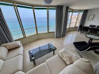 Apartamento en Playa Levante. Apartamento en primera linea de playa levante 2 dorm y 2 baños,