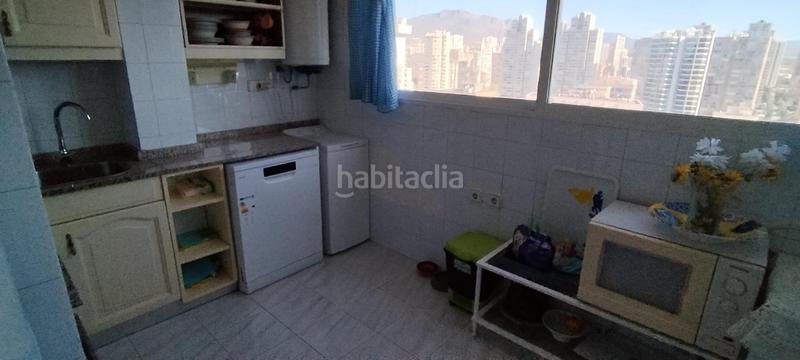 Foto 3c3cde04-3333-41df-a807-6ce18a488c0b. Apartamento  en primera línea de Playa Levante con 3 hab. y 3 baños www.inmobiliarialesdunes.com en Benidorm