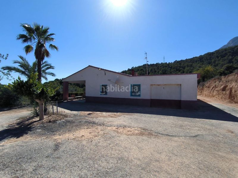 Foto cf393d8e-e66d-4ce7-8e25-04c7d79e09b3. Casa amb aparcament a Finestrat pueblo Finestrat