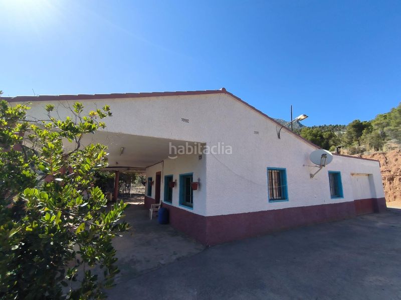 Foto fa172581-4125-4da4-b188-8a496f11f3c5. Casa amb aparcament a Finestrat pueblo Finestrat