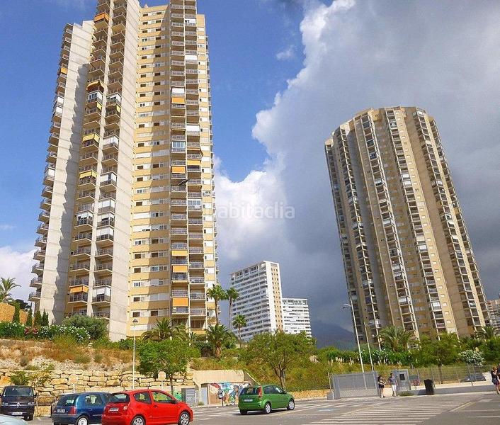 Foto adc4e754-4656-4fc9-9818-153539a1ad33. Aparcament cotxe a Urbanizaciones Benidorm