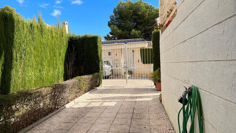Foto 2f271cd6-3e58-47f4-a346-3828760026fb. Chalet casa o chalet independiente en Coloma en Coloma Nucia (la)