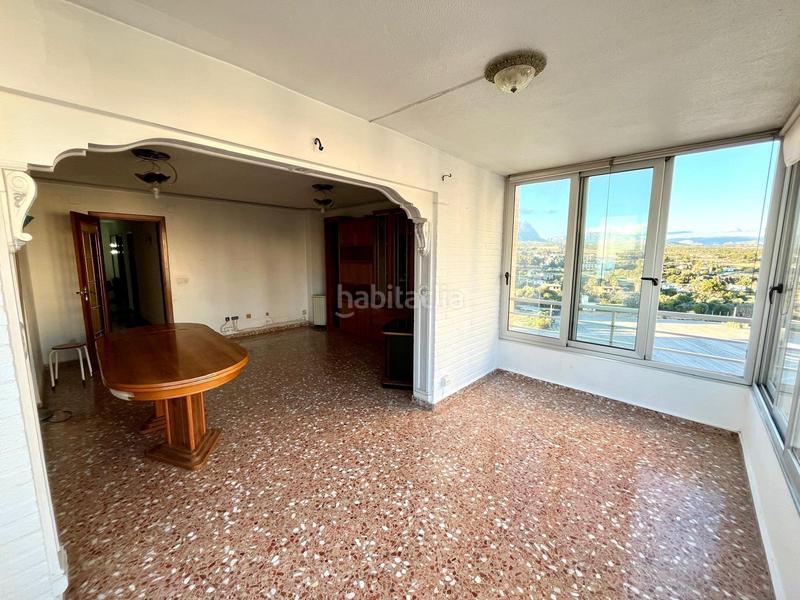 Foto 3a0b7f60-4f13-4bf1-a50e-1f1c320161f8. Piso amplio piso de 3 dorm. en zona rincón llano www.inmobiliarialesdunes.com en Benidorm