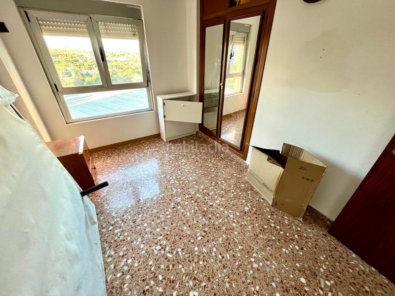 Foto d916c237-d8a0-42f9-af6a-78678decfb21. Piso amplio piso de 3 dorm. en zona rincón llano www.inmobiliarialesdunes.com en Benidorm