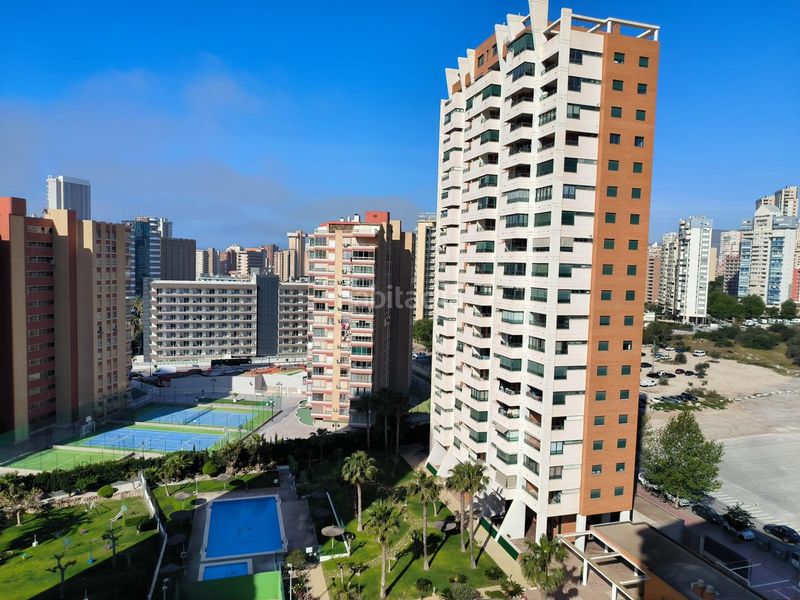 Foto d555fe08-b788-4dd1-9af8-4e0a949f65a0. Apartament amb aparcament piscina a Rincón Bajo Benidorm
