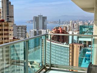 Apartamento en Rincón Alto. Apartamento de dos dormitorios con plaza de garaje en torre luga