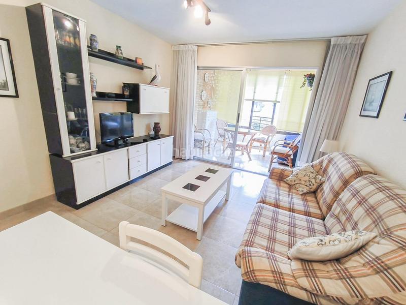 Foto 6bd4cb85-52b6-4c7e-99b9-0ff02b1fca5b. Piccolo appartamento con parcheggio piscina in Playa Poniente Benidorm