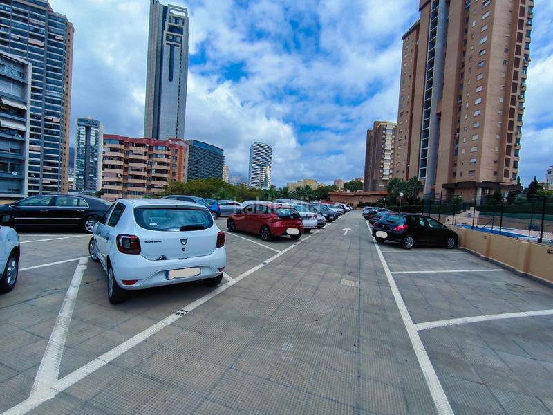 Foto 894be93b-134d-4bdb-bd3a-e9f80a760141. Piccolo appartamento con parcheggio piscina in Playa Poniente Benidorm