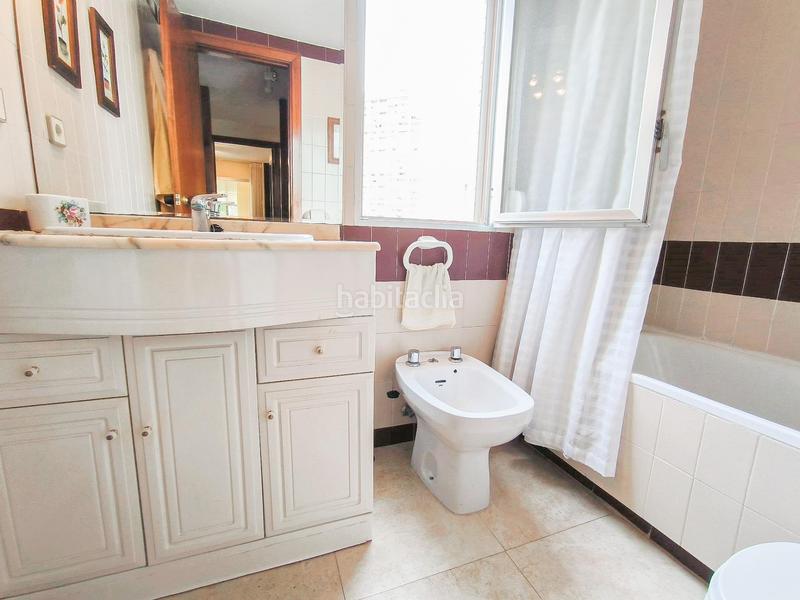 Foto e6566ff5-a06e-4fe2-ad15-268dae1f7650. Piccolo appartamento con parcheggio piscina in Playa Poniente Benidorm