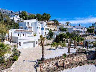 Chalet en Altea la Vella. Impresionante villa de lujo en altea  www.inmobiliarialesdunes.c