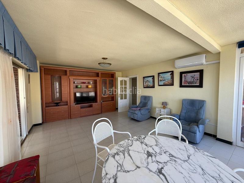 Foto 2b8aab08-b988-4e98-bb42-636c401e20ca. Piso  en primera línea de levante en Playa Levante Benidorm