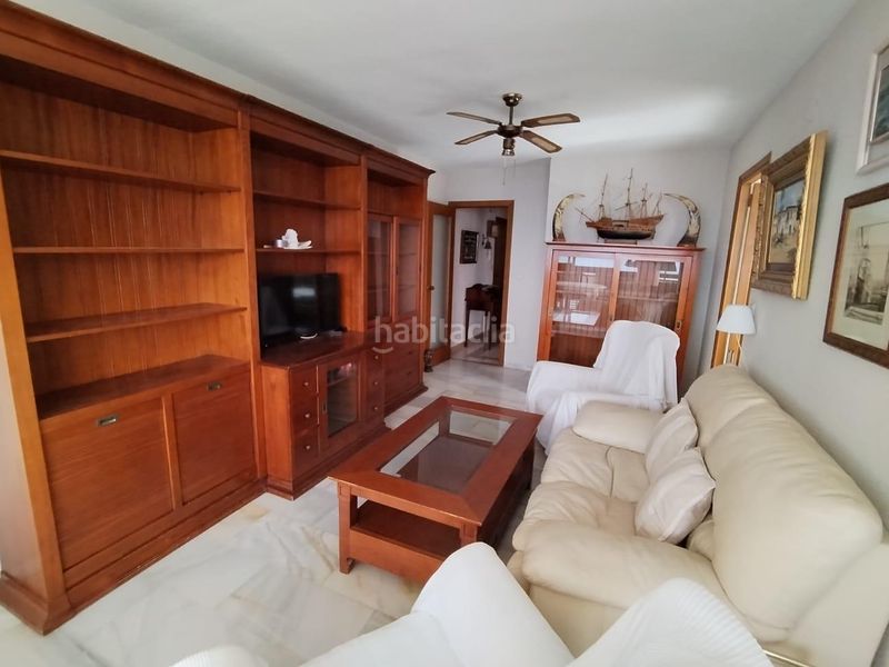 Foto eab9c8bb-c6ad-4681-8ebf-e8f8a1a74dea. Apartament amb aparcament a Playa Levante Benidorm
