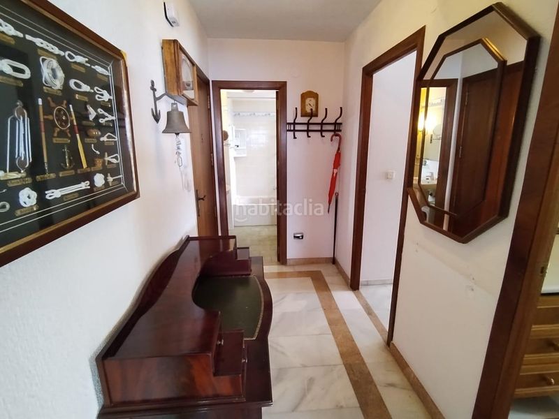 Foto f692cf7f-76f0-446b-84f3-99e9d8072215. Apartament amb aparcament a Playa Levante Benidorm