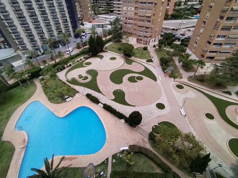Foto f9b09d76-4f08-4bfd-88e6-f6c9af993023. Pis amb aparcament piscina a Levante Alto Benidorm