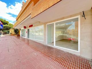 Local Comercial en Playa Poniente. Local comercial nuevo y luminoso en venta en benidorm zona ponie