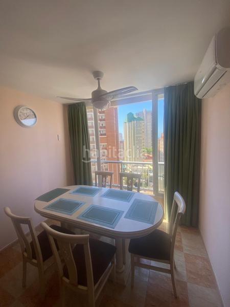 Foto df74681f-472a-4d7f-a70f-86cd3ec32e77. Apartamento piso en pueblo levante en Playa Levante Benidorm