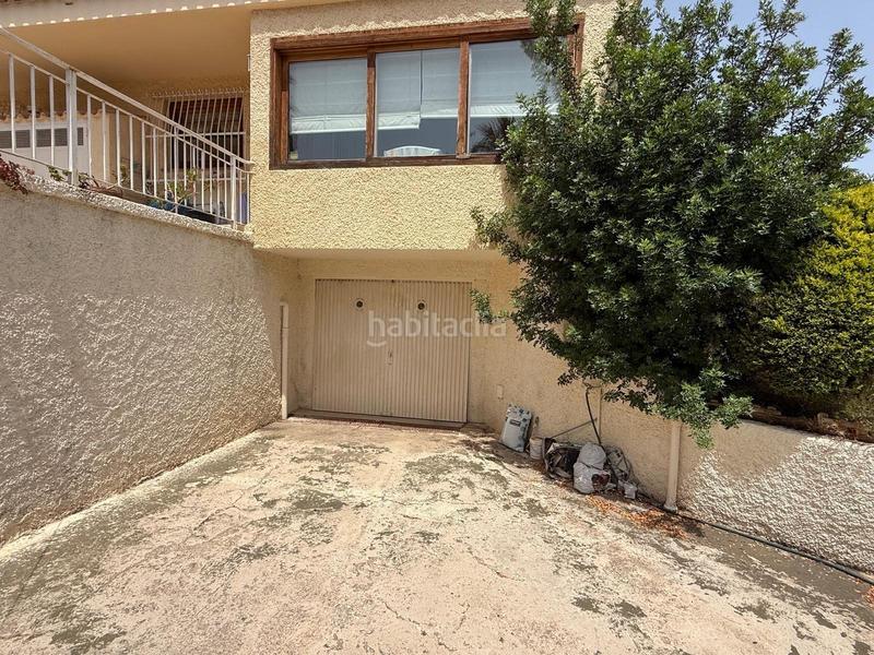 Foto 001a4b04-6b4d-4cb1-9358-a607ccb53b69. Chalet  independiente en pueblo poniente en Benidorm