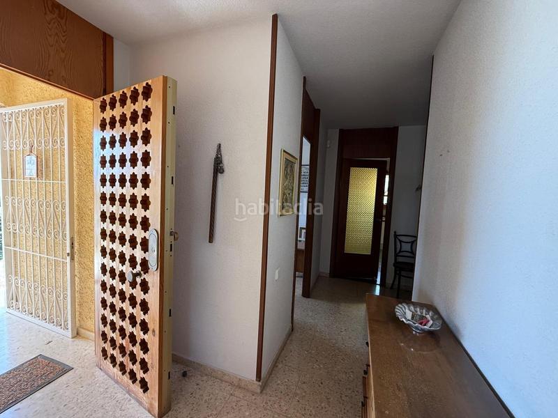 Foto 4f465dc9-50cd-4ab0-89db-213d7ab9c764. Chalet  independiente en pueblo poniente en Benidorm