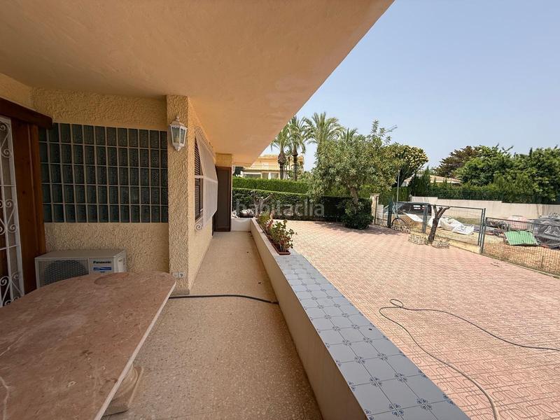 Foto e58bfe42-2537-4ac8-b11a-2eb065b44bf8. Chalet  independiente en pueblo poniente en Benidorm