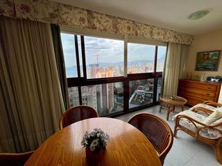 Apartamento en Rincón Alto. Apartamento de esquina de 2 dorm con garaje y trastero. www.inmo