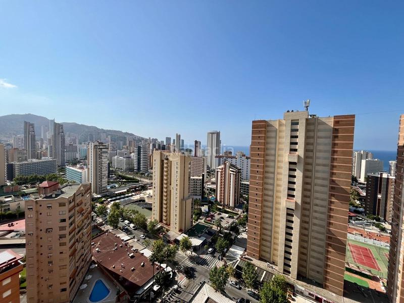Foto 4f1460e4-24c0-43a2-88f9-dbd52dc31f9e. Appartement avec parking piscine dans Levante Alto Benidorm