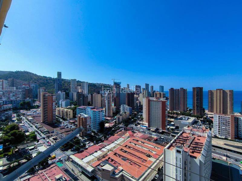 Foto 9f1e11b7-f830-46c2-8132-73bbc94f87e0. Piccolo appartamento con riscaldamento parcheggio piscina in Benidorm