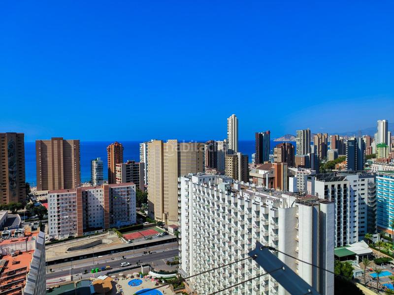 Foto c99179c8-9c9f-463b-aee3-b5df76e38c18. Piccolo appartamento con riscaldamento parcheggio piscina in Benidorm
