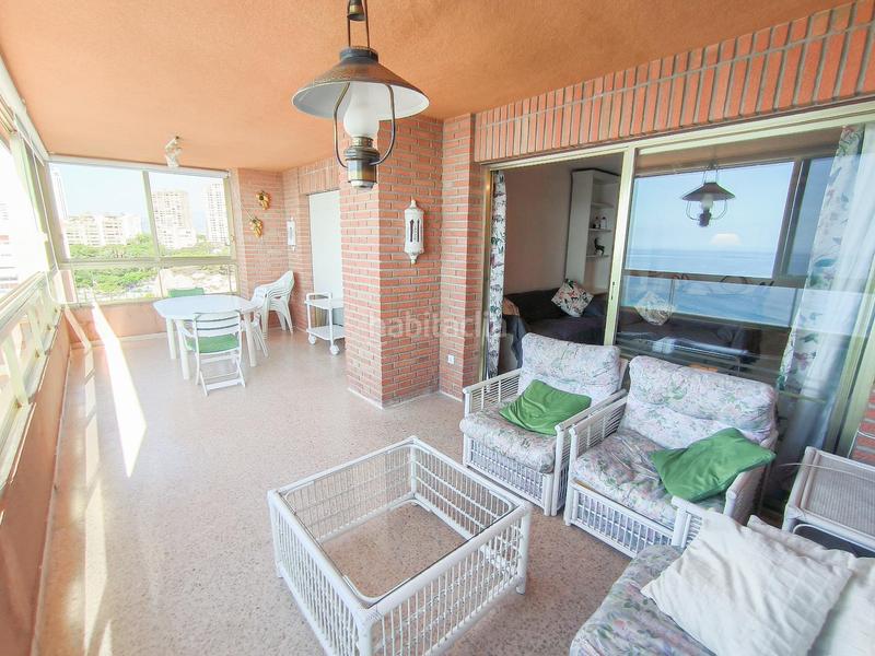 Foto c035d83a-fdb7-415f-85fd-50946119c168. Alquiler piso alquiler gran piso de 3 dorm. en primera línea de poniente www.inmobiliarialesdunes.com en Benidorm