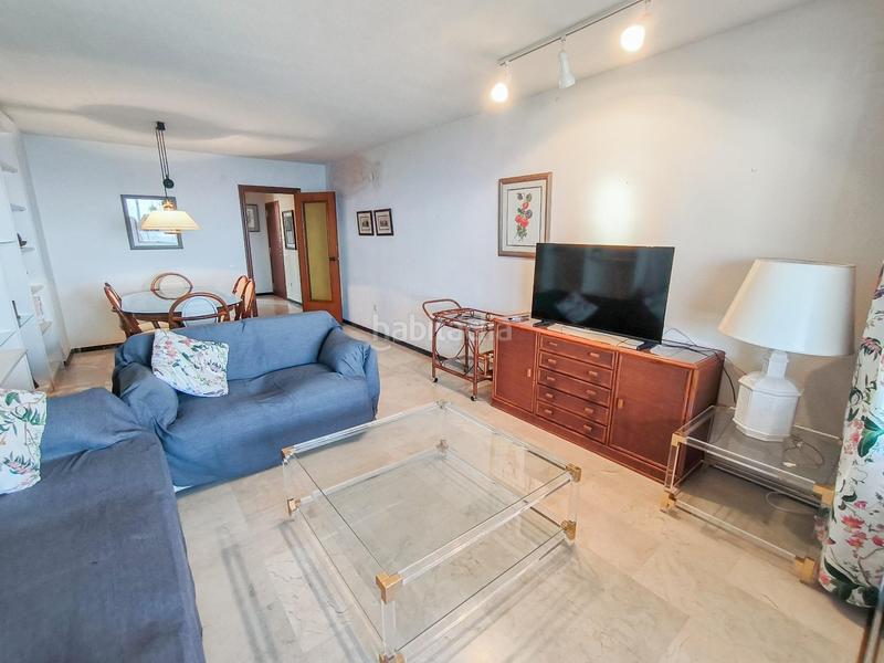 Foto 661ad2e1-a8f6-48e5-8ed0-f086efe373e1. Rent flat with parking pool in Playa Poniente Benidorm