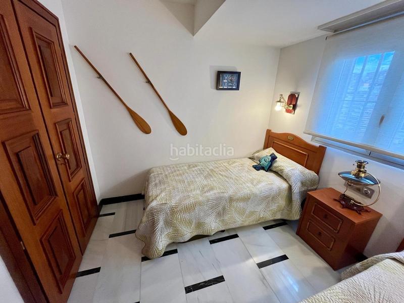 Foto fd2091e6-f56a-4d30-810c-e20fb16398b9. Piso rebajado oportunidad gran piso de 4 dorm. en buen estado en la 1a línea playa de levante www.inmobiliarialesdunes.com en Benidorm