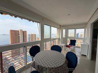 Appartement à Playa Levante. Apartamento reformado de esquina en segunda línea playa de levan