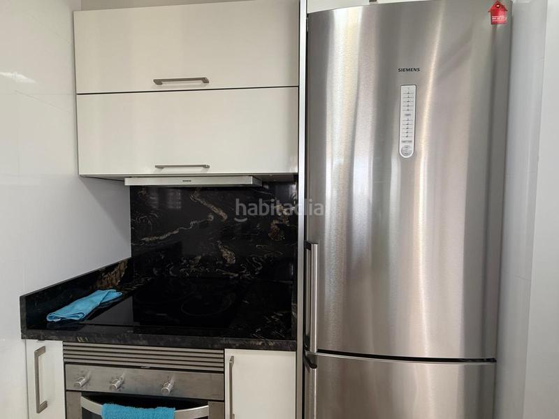 Foto 6a0b1214-5a30-4ccc-9da5-a6715c04f0d9. Apartamento  reformado de esquina en segunda línea playa de levante, excelentes vistas al mar. en Benidorm