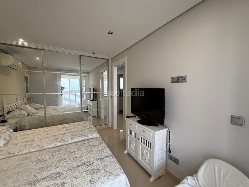 Foto 88da57f6-7292-4911-afd3-1691f2f91d91. Apartamento  reformado de esquina en segunda línea playa de levante, excelentes vistas al mar. en Benidorm