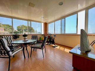 Apartament a Platja de Vila Joiosa. Piso en primera línea de playa en villajoyosa, la playa de los e
