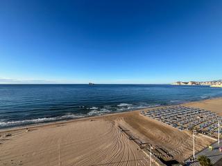 Apartament a Playa Levante. Ocasión en primera línea de playa levante, parking y piscina  ww