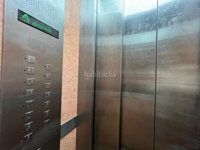 Foto 3f7c45b5-8289-4656-9d71-8cee030ea623. Apartamento rebajado ocasión en primera línea de Playa Levante, parking y piscina www.inmobiliarialesdunes.com en Benidorm
