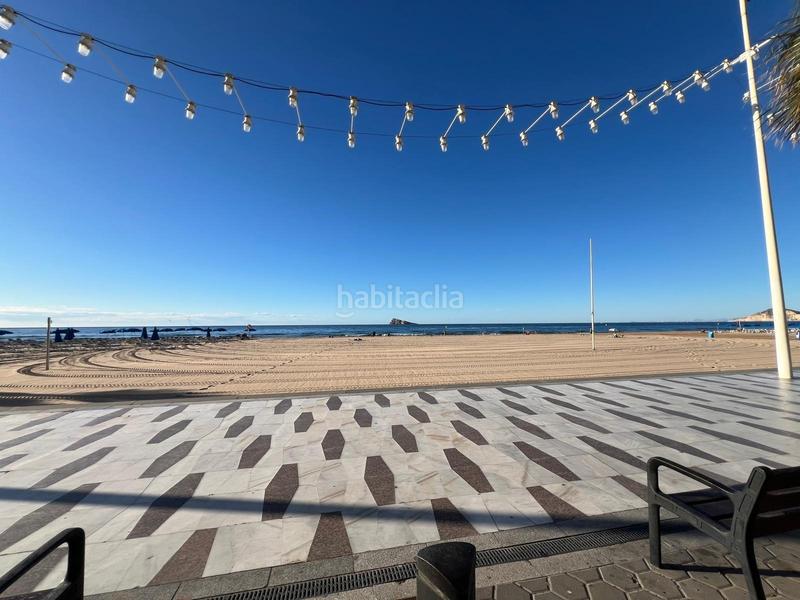 Foto 4da5ddde-66f3-4ff3-89af-93f8319c82b0. Apartamento rebajado ocasión en primera línea de Playa Levante, parking y piscina www.inmobiliarialesdunes.com en Benidorm