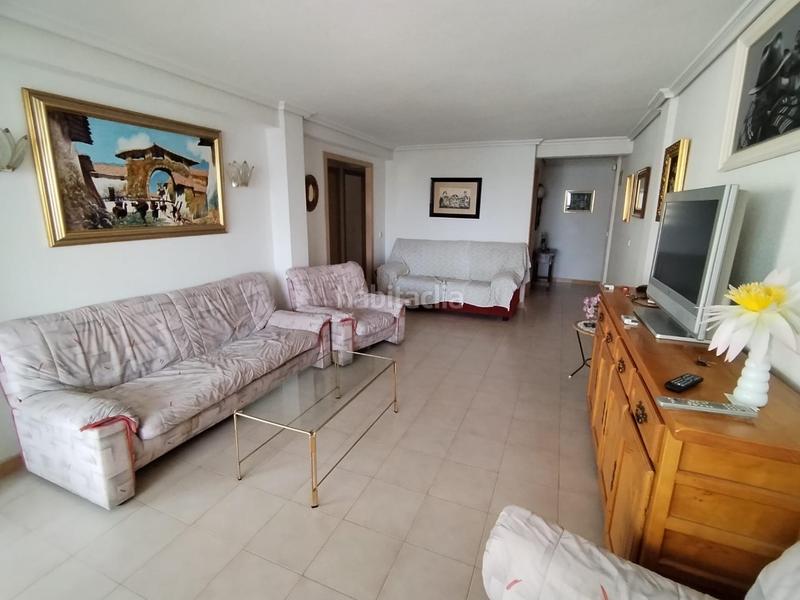 Foto 5ebb8003-99a7-433a-a1c7-b4a9c2978754. Apartamento  de 3 habitaciones, 2 baños, parking y piscina. zona rincon de loix. en Benidorm