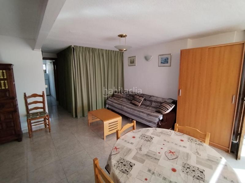 Foto e4072698-03b0-48c7-a5d4-f05c514b2810. Dúplex  en primera linea de Playa Levante en Benidorm