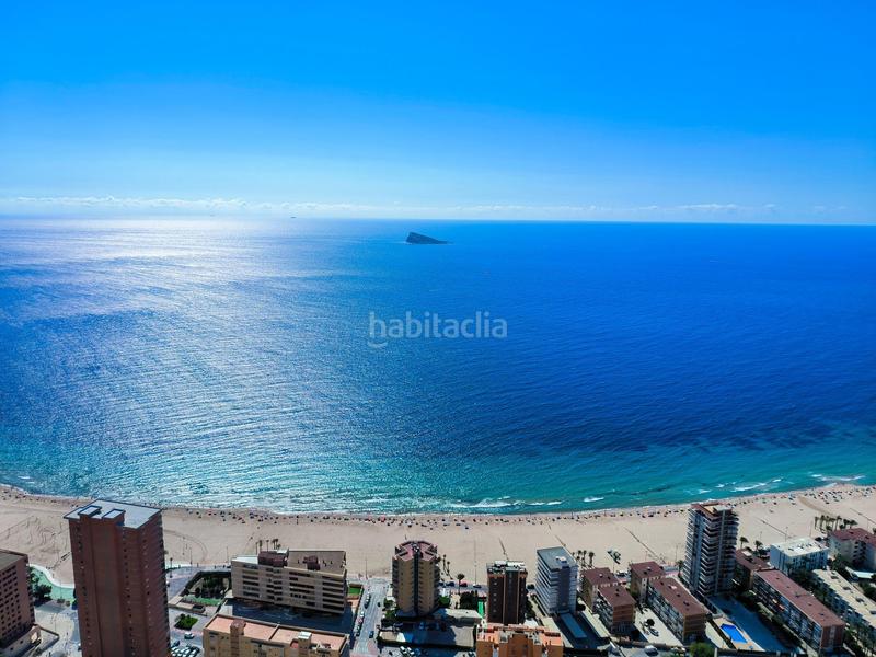 Foto ecc2f8d0-91da-46d7-8877-03607b975654. Appartamento con parcheggio piscina in Playa Poniente Benidorm