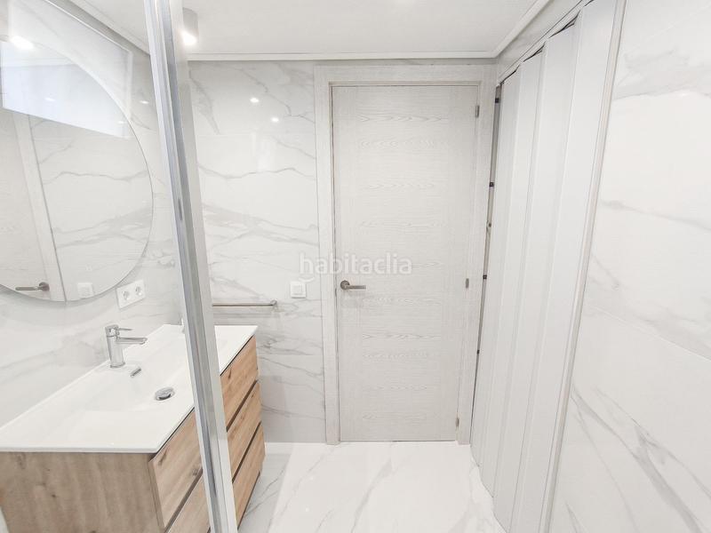 Foto b179ce19-8e84-4dc5-8669-00c4392de797. Apartament a Playa Levante Benidorm