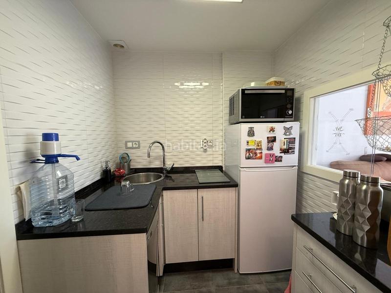 Foto 0e00126b-1f43-446f-90df-dcea8006c4d5. Apartament amb aparcament piscina a Levante Alto Benidorm