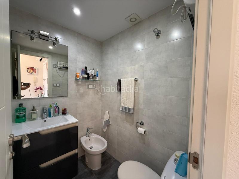 Foto 1cd3ef5c-2b52-4d65-9261-d973e35b7e9f. Apartament amb aparcament piscina a Levante Alto Benidorm