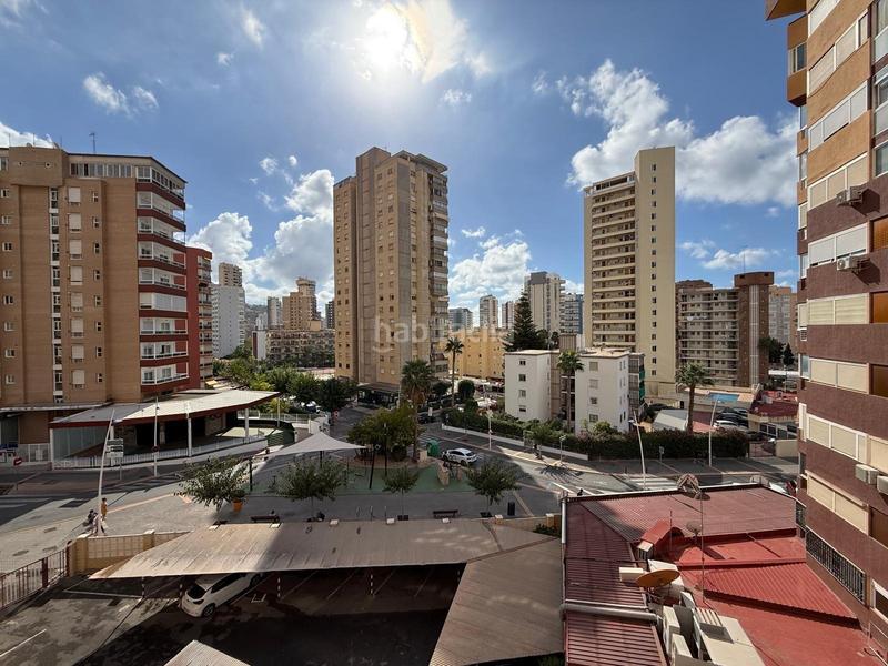 Foto 888def53-e21b-4eed-9178-da600ff2fec9. Apartament amb aparcament piscina a Levante Alto Benidorm